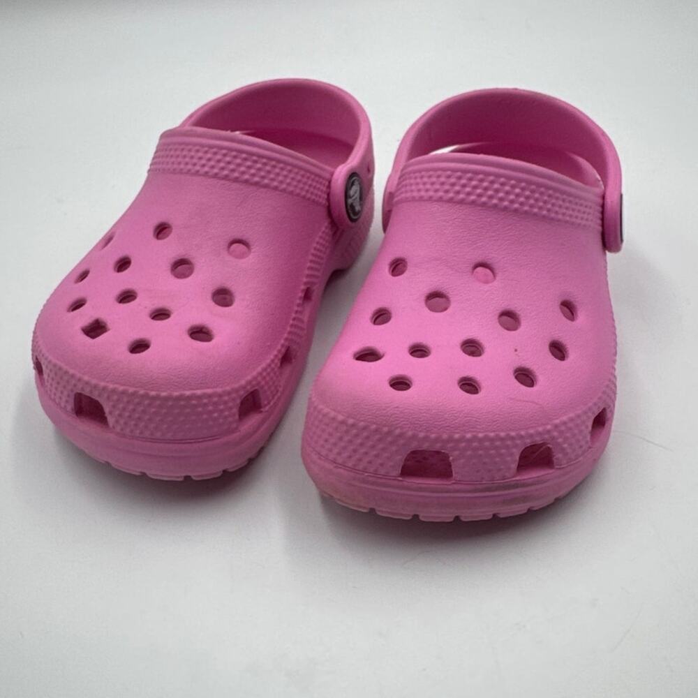 CROCS Size C (Child) 9 Classic Iconic Comfort Shoes Toddler Pink Unisex Clogs